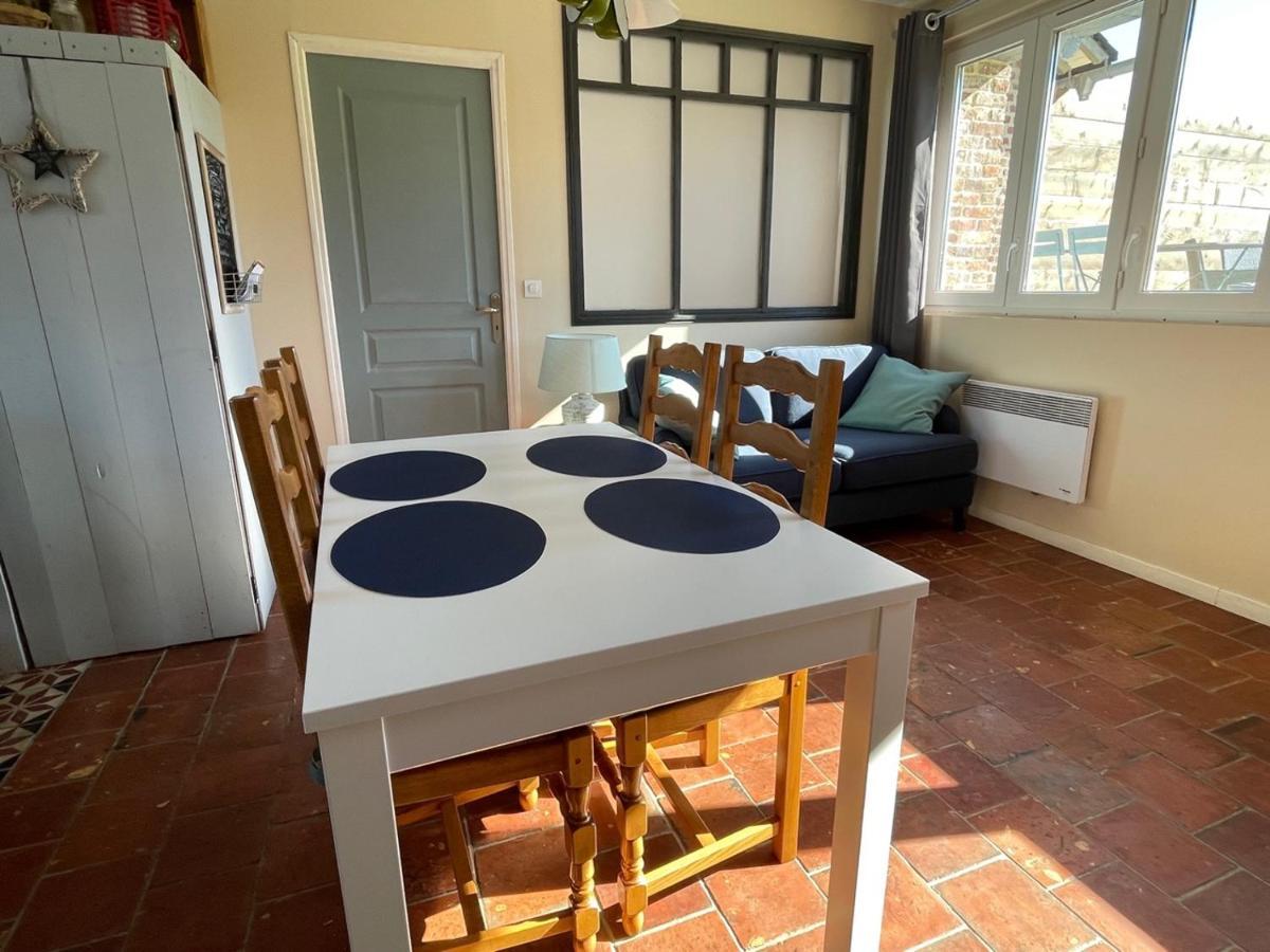 Le Clos Charmaine Auquemesnil Esterno foto